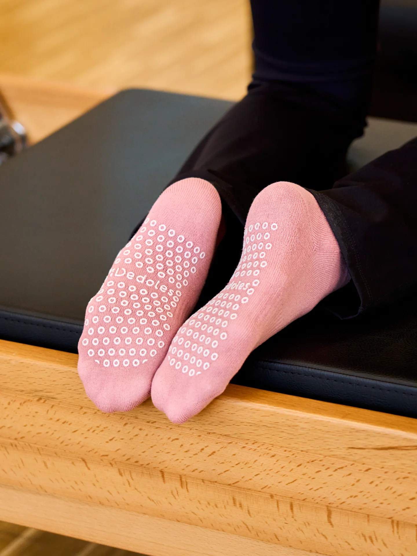 Oud roze Pilates- en Yoga-sokken - Image 4